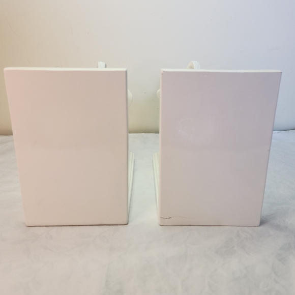 Torre & Tagus white elephant bookends - Picture 7 of 14